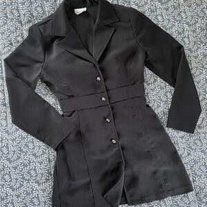 Women’s Black Fitted Jacket